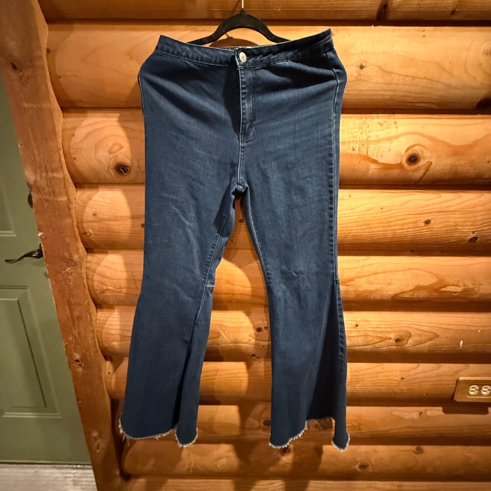 Dark wash Flares